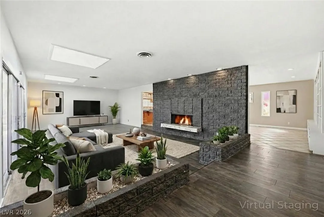 Photo of Listing #2760294