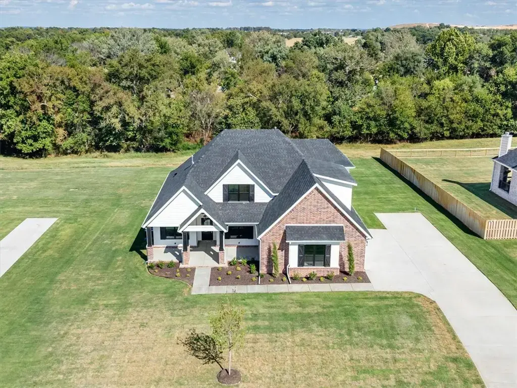 18962 Magnolia Meadows, Fayetteville
