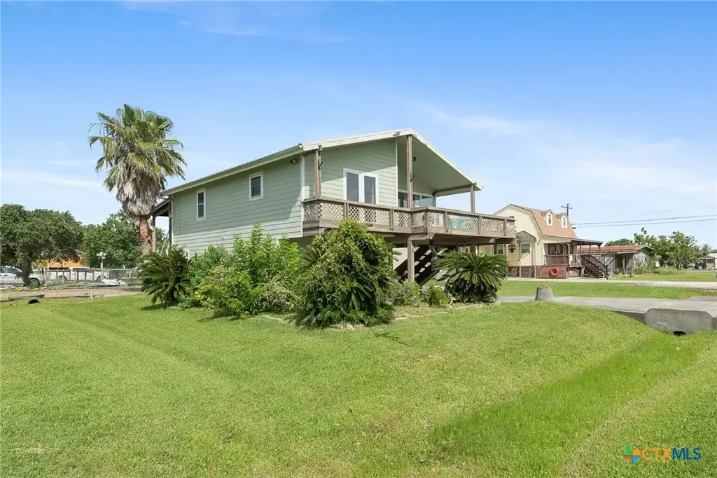 1402 Van Buren, Port O'Connor