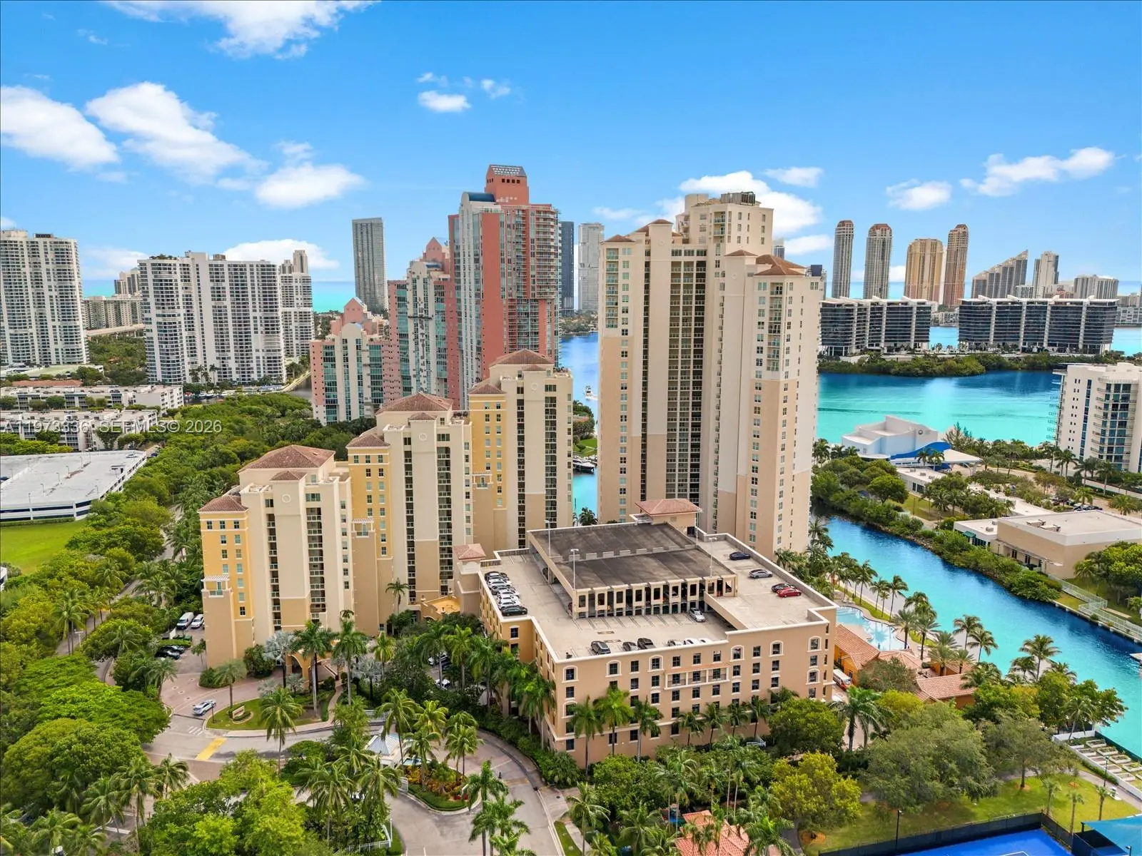 Photo of Listing #A11973336