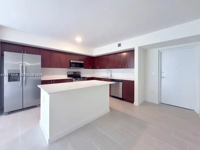 Photo of Listing #A11974024