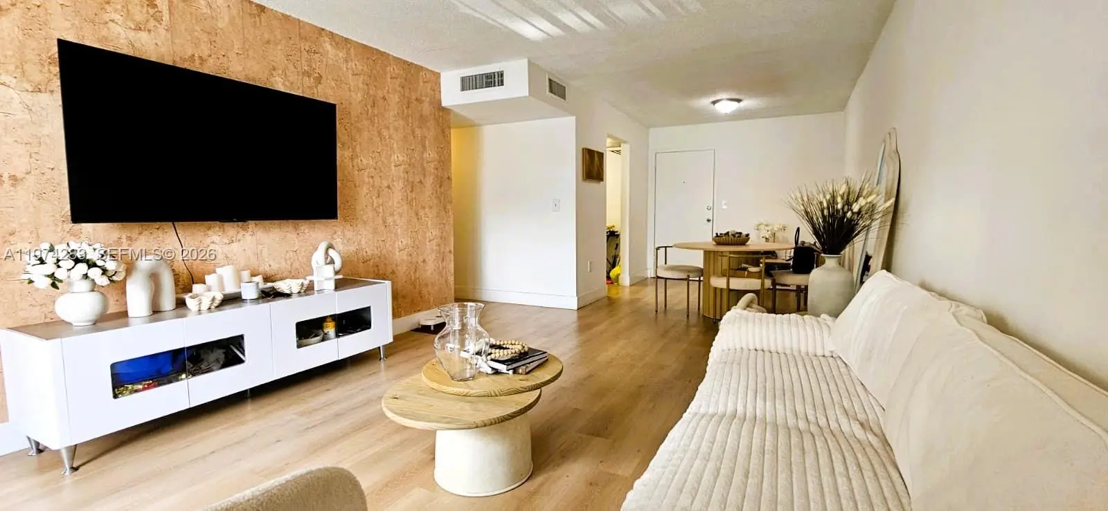 Photo of Listing #A11974283