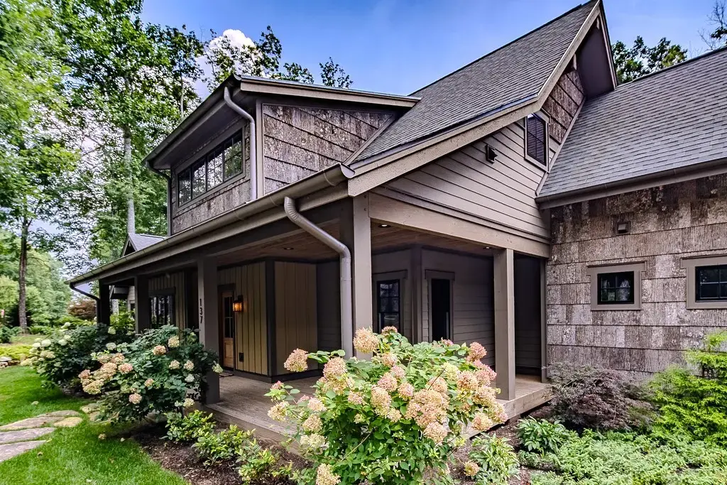 137 Mountain Breeze Knoll, Blowing Rock