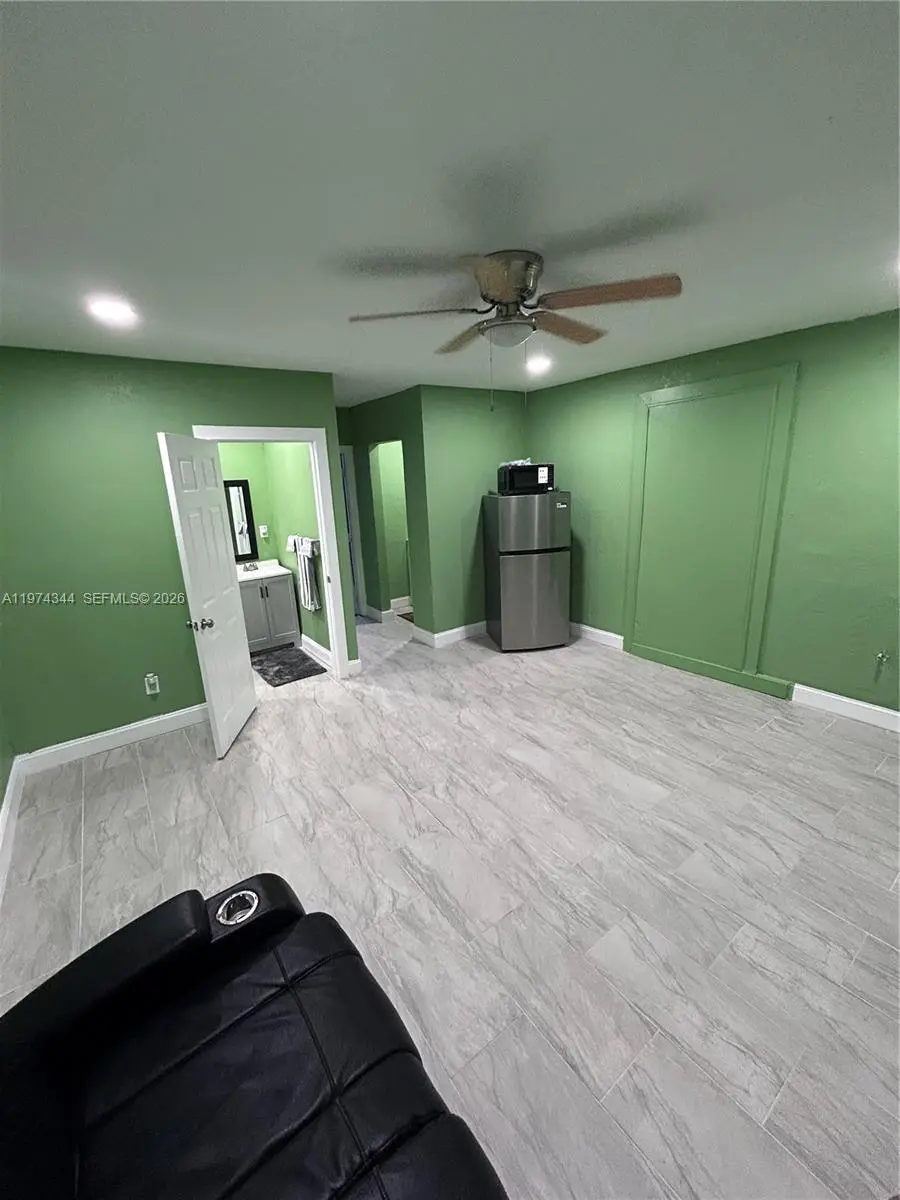 Photo of Listing #A11974344