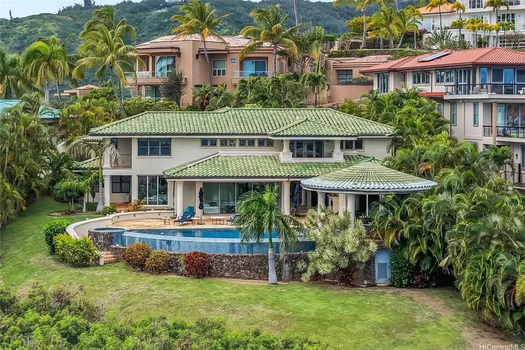 525 Moaniala Street, Honolulu