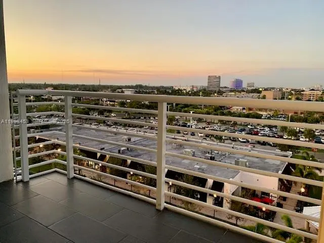 Photo of Listing #A11963453