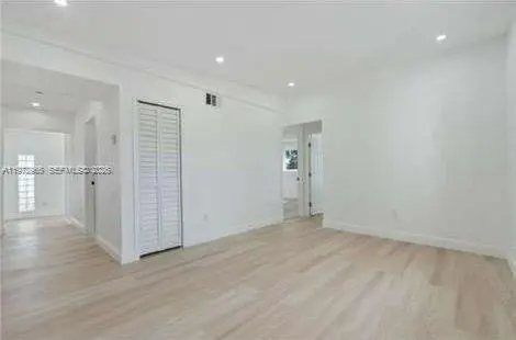 Photo of Listing #A11972965