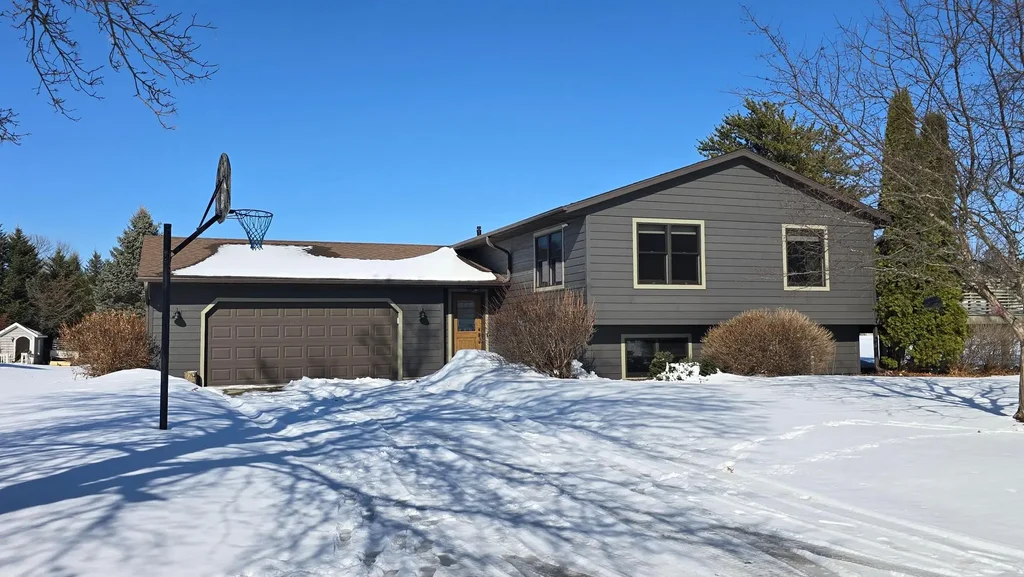 1406 9th Ave, Antigo