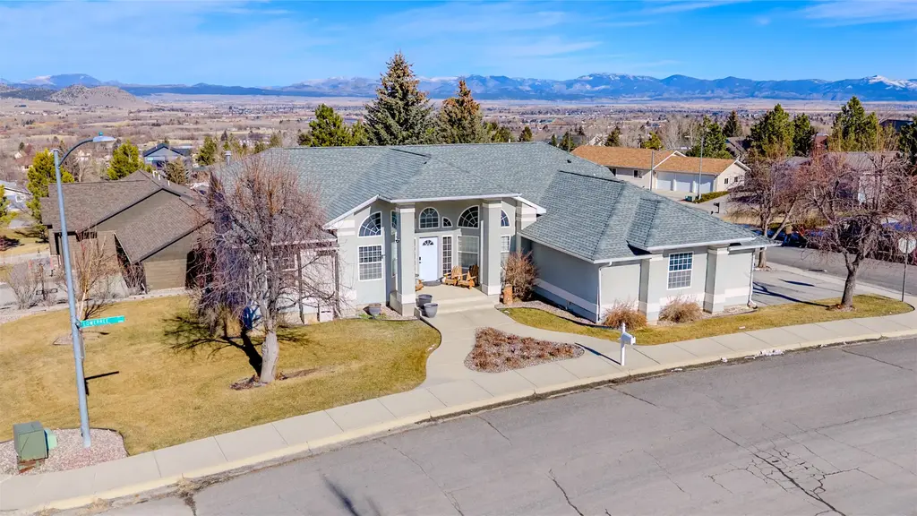 2028 Flowerree Street, Helena