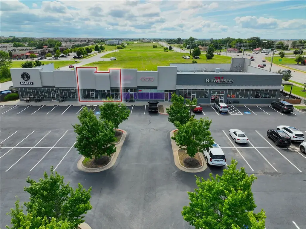 3600 Guess Who Drive Suite 12, Bentonville
