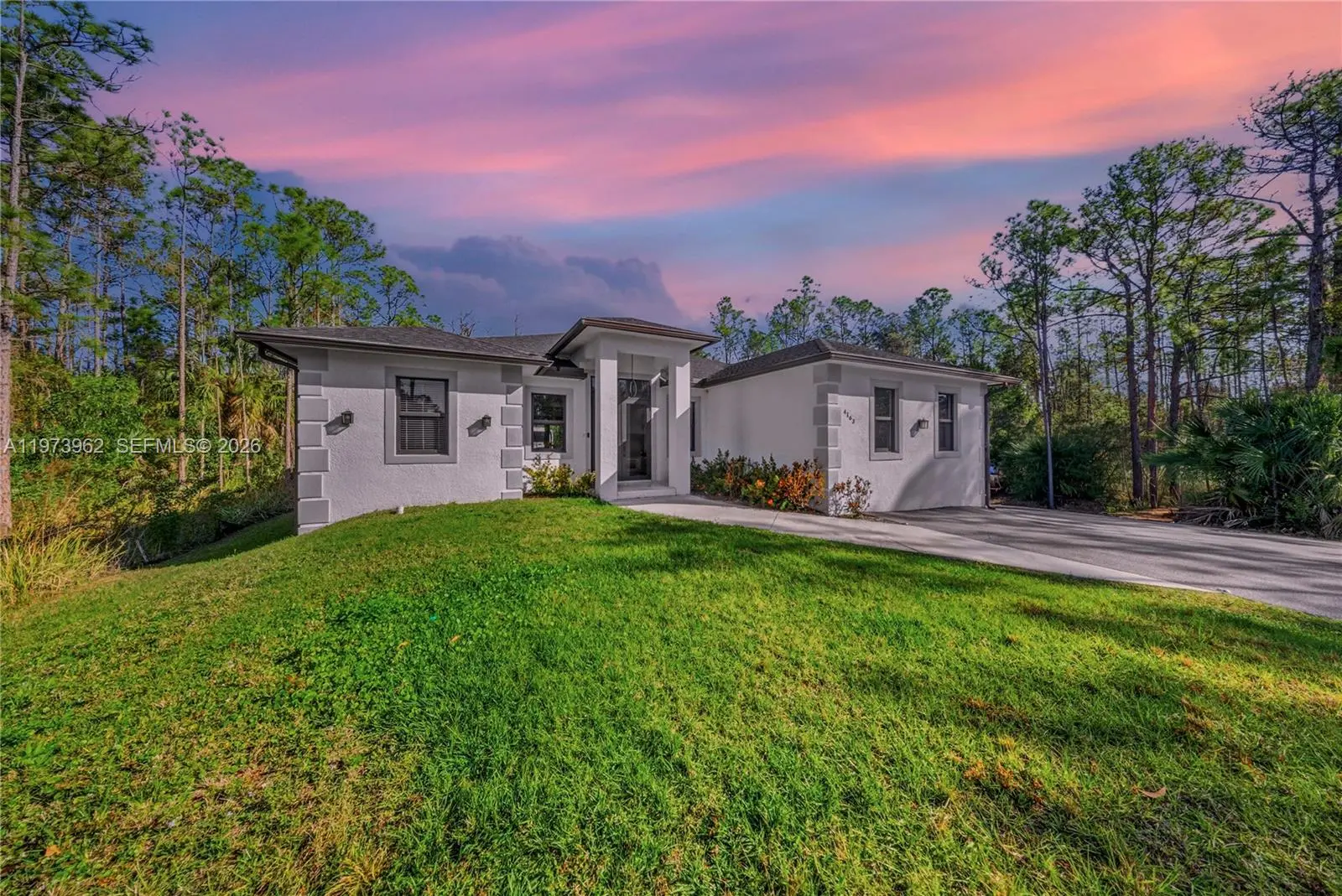 Photo of Listing #A11973962