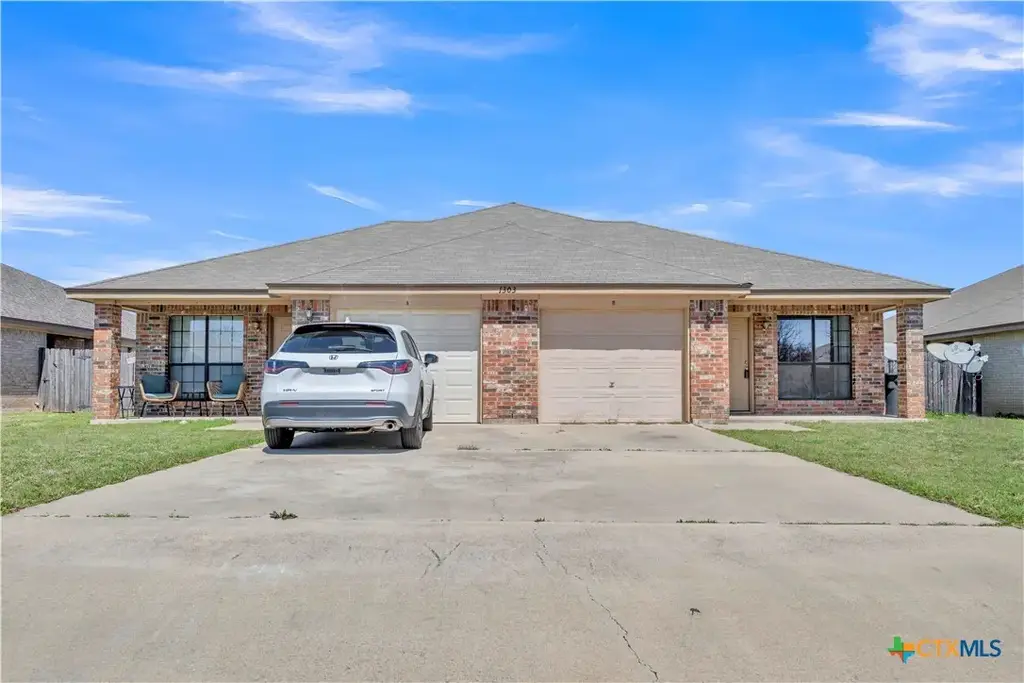 1303 Nicholas Circle, Killeen
