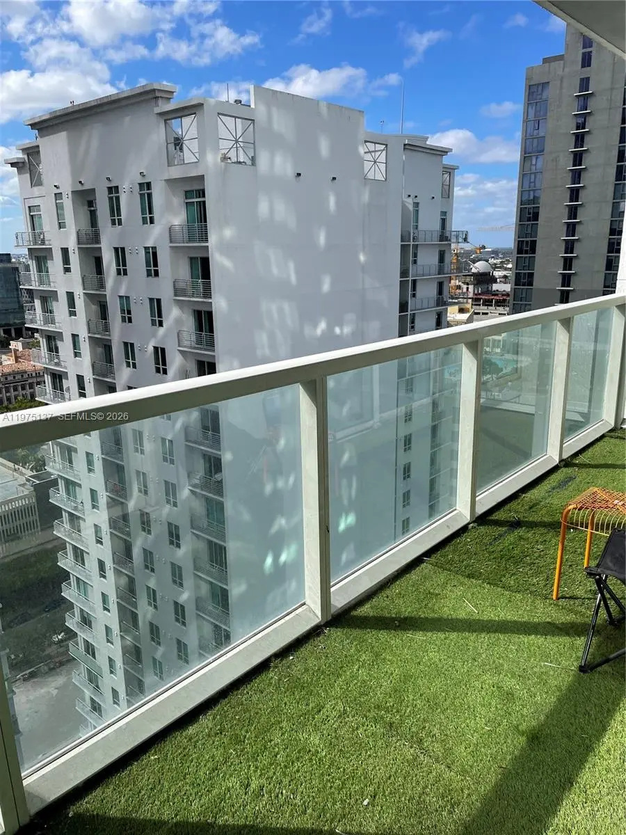 Photo of Listing #A11975137