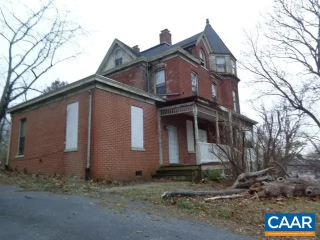 1040 Reservoir St, Waynesboro