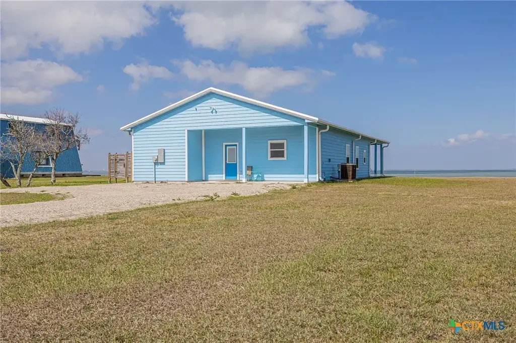 400 W Kruse Rd, Port Lavaca