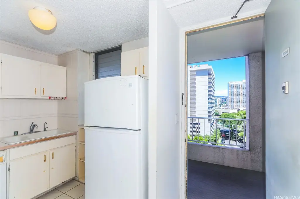 1848 Kahakai Drive # 1004, Honolulu