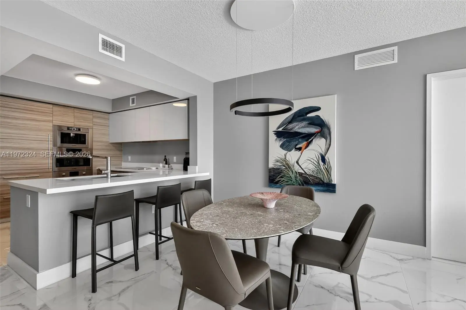 Photo of Listing #A11972324