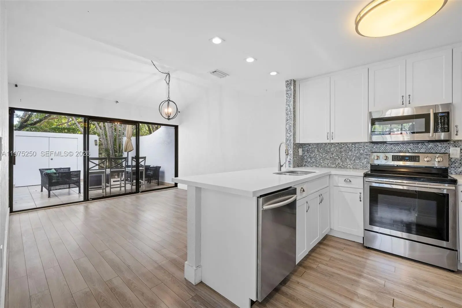 Photo of Listing #A11975250