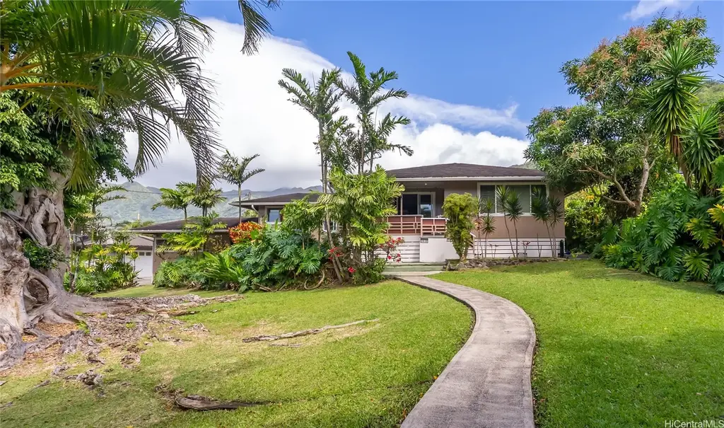 3038 Waipuna Rise, Honolulu