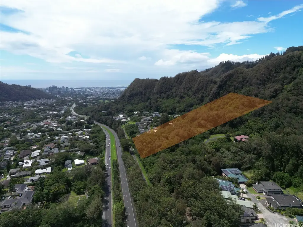 3800 Waokanaka Street, Honolulu