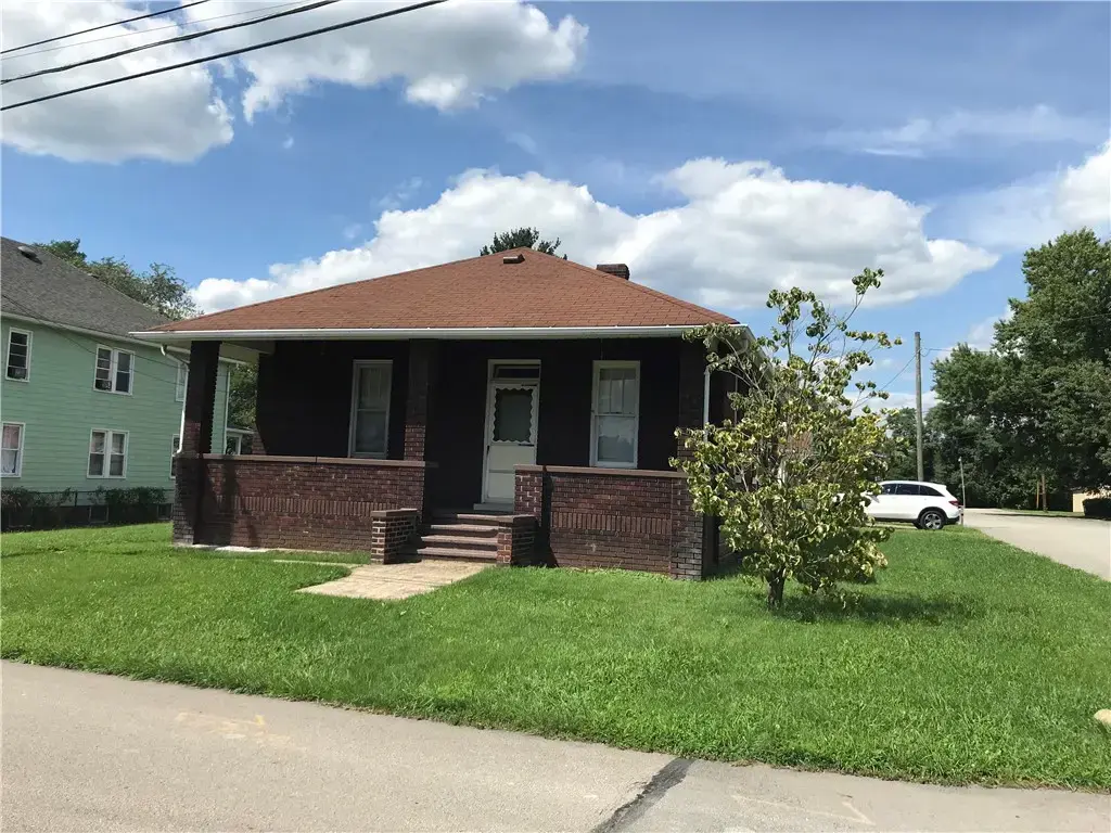 1404 Aetna Street , Connellsville