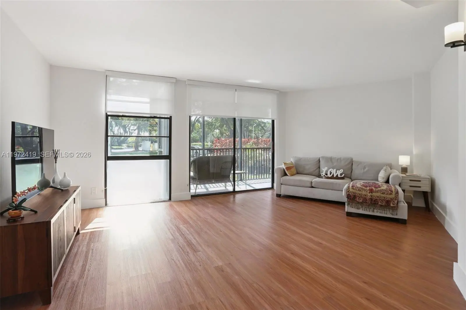 Photo of Listing #A11972419