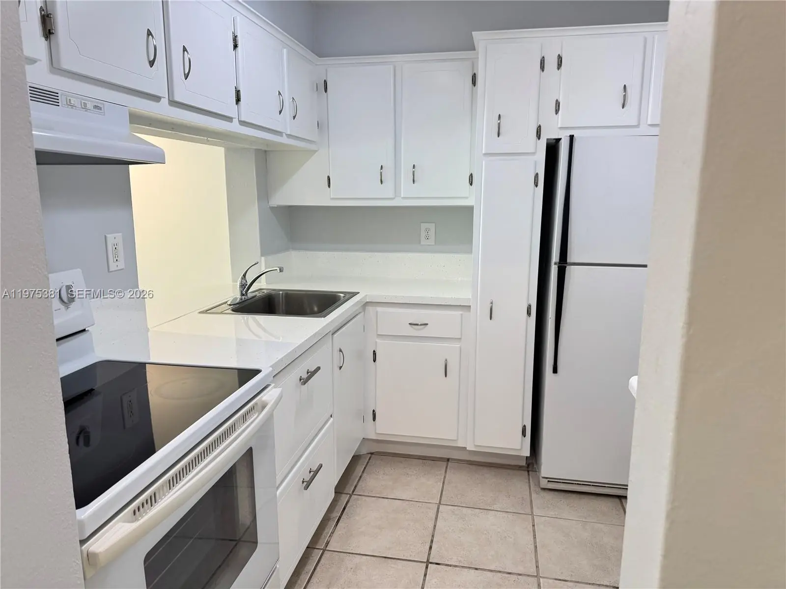 Photo of Listing #A11975381