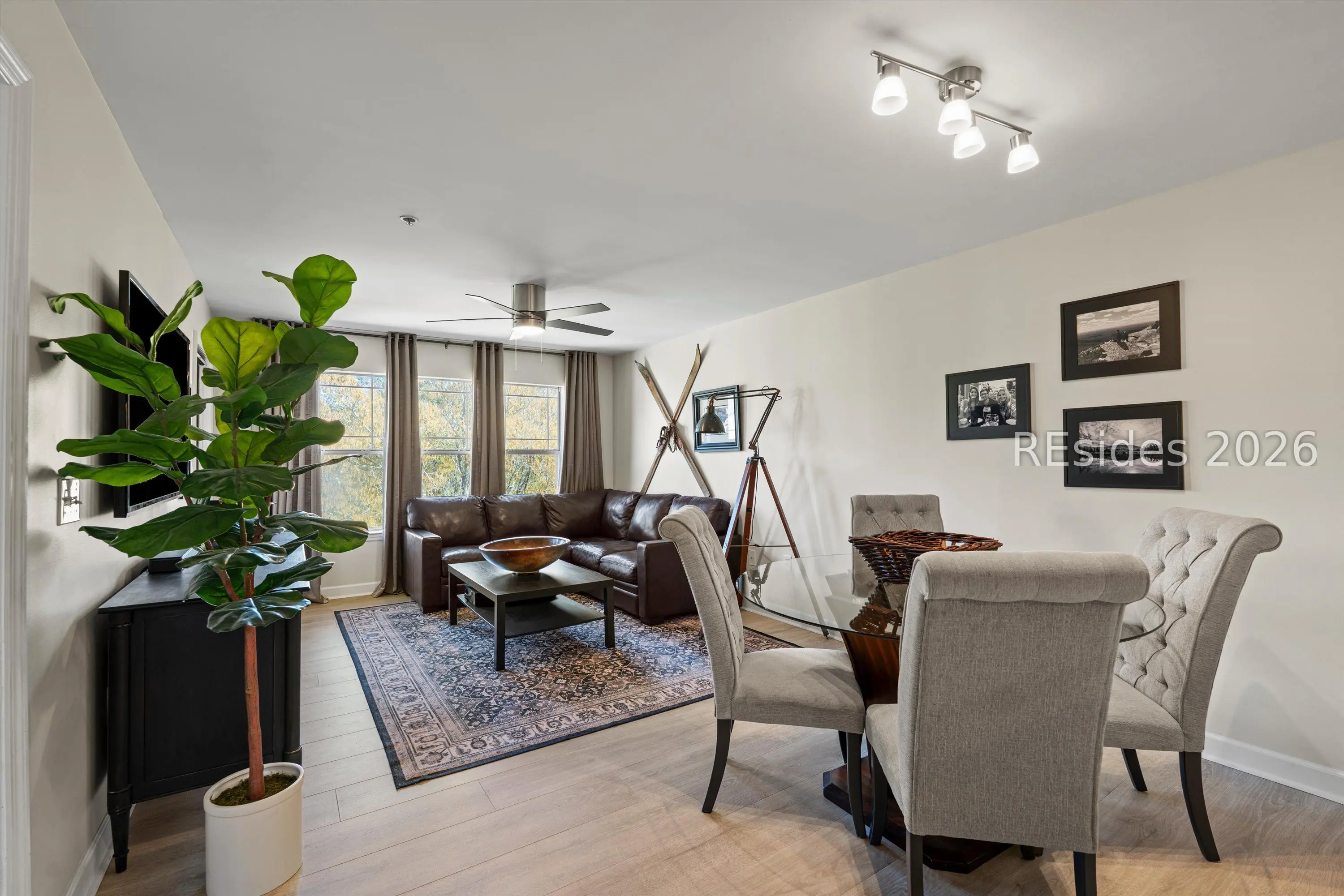 Photo of Listing #505251