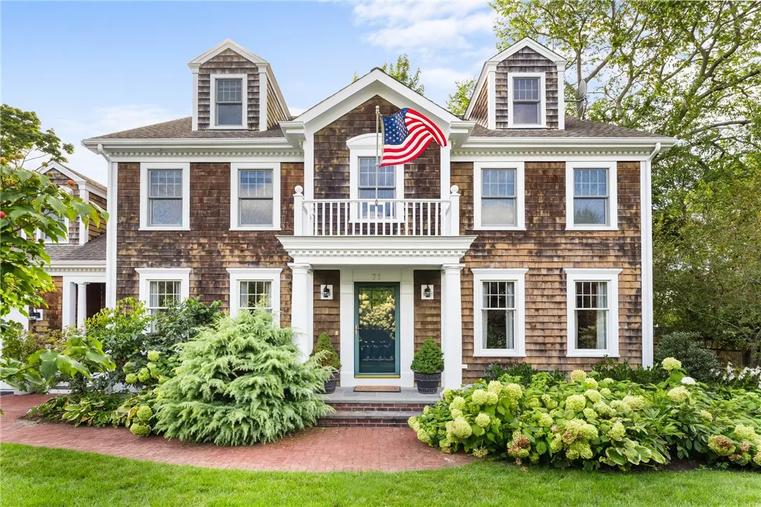 71 Alfred Drown Rd, Barrington