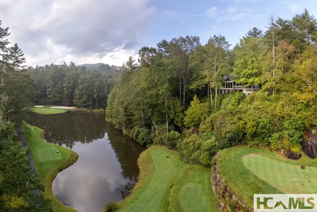 940 Winding Creek Road, Sapphire