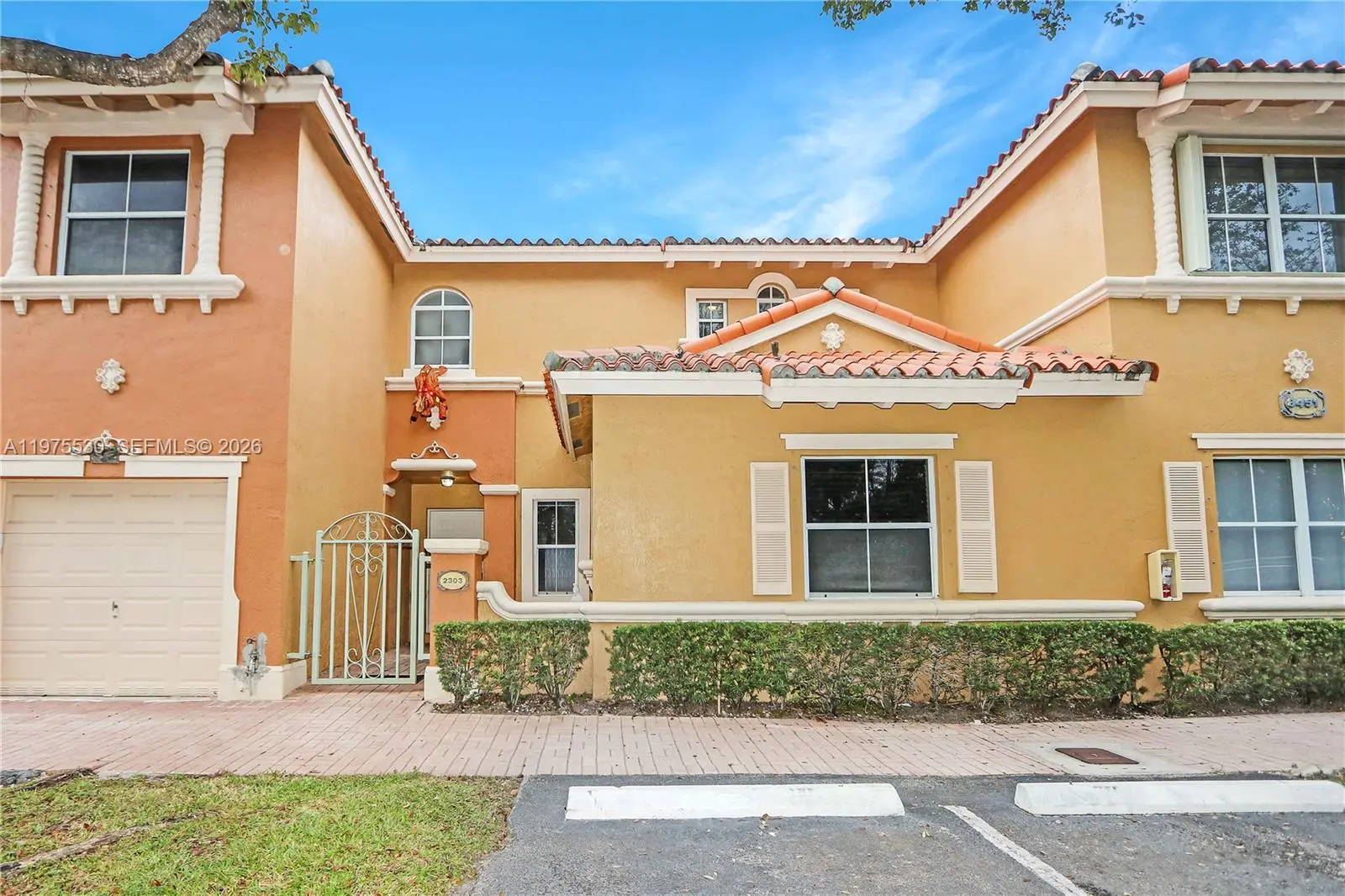 Photo of Listing #A11975530