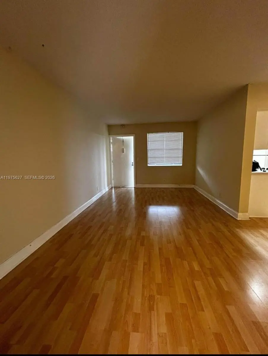 Photo of Listing #A11975627