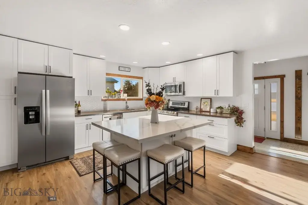 91 E Allison Avenue, Belgrade