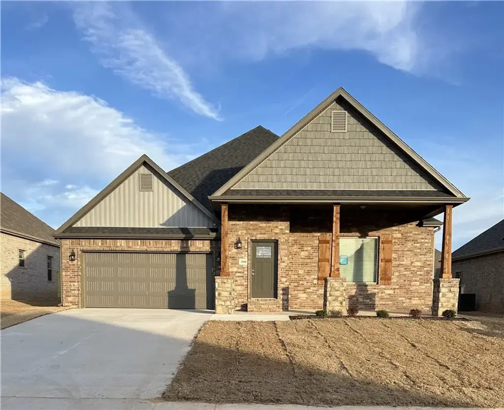 1110 Flat Rock Street, Bentonville