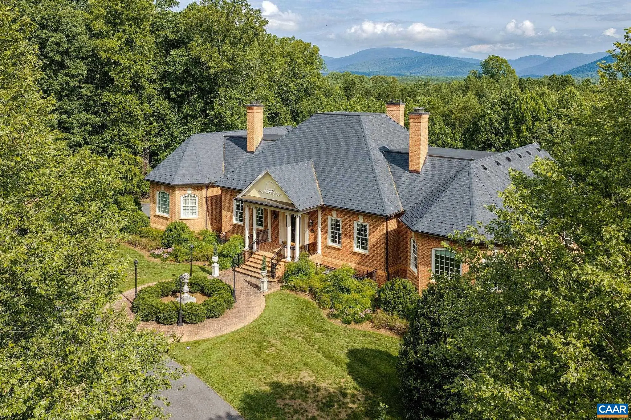 6385 Indian Ridge Dr, Earlysville