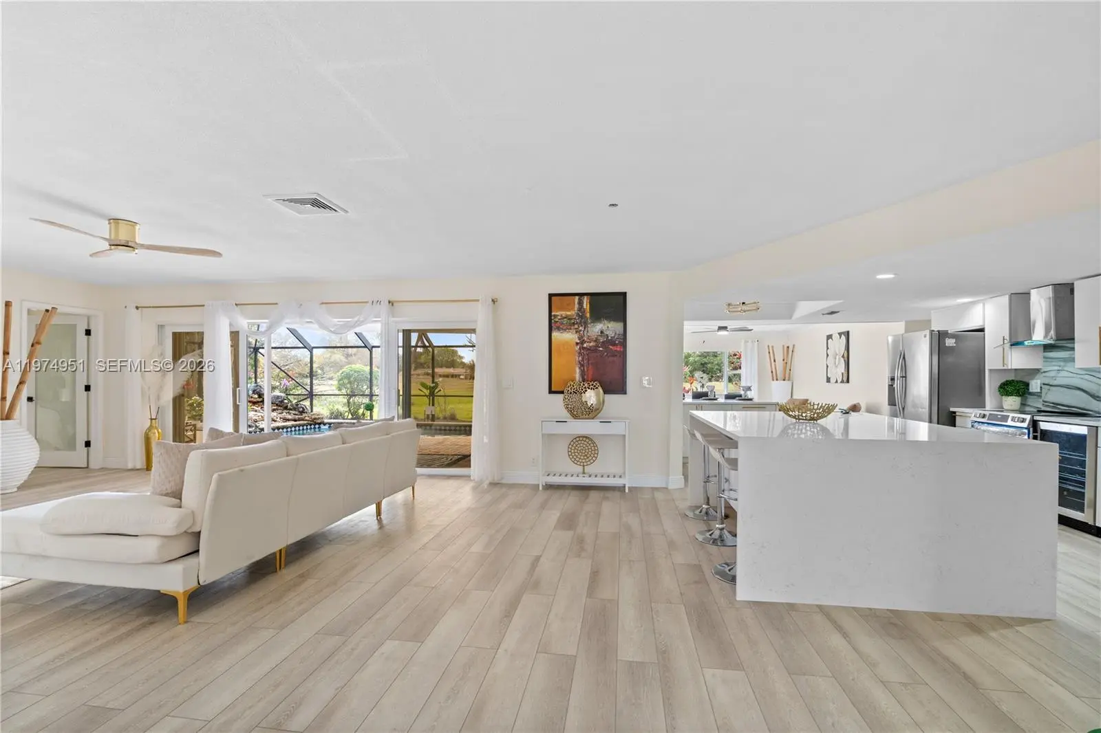 Photo of Listing #A11974951