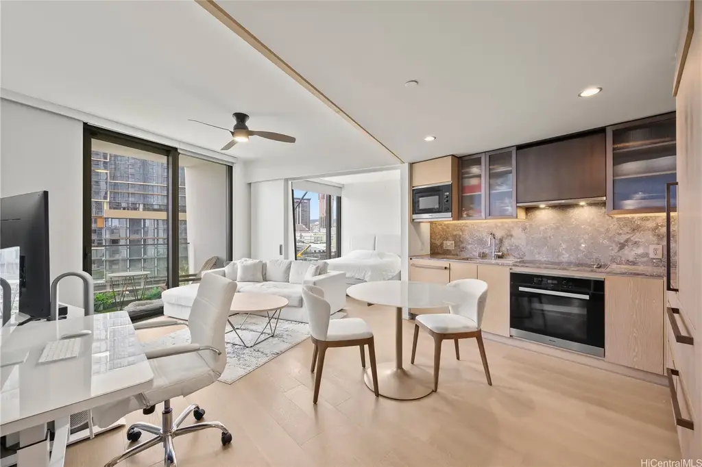 (unit #603) 1000 Auahi Street, Honolulu