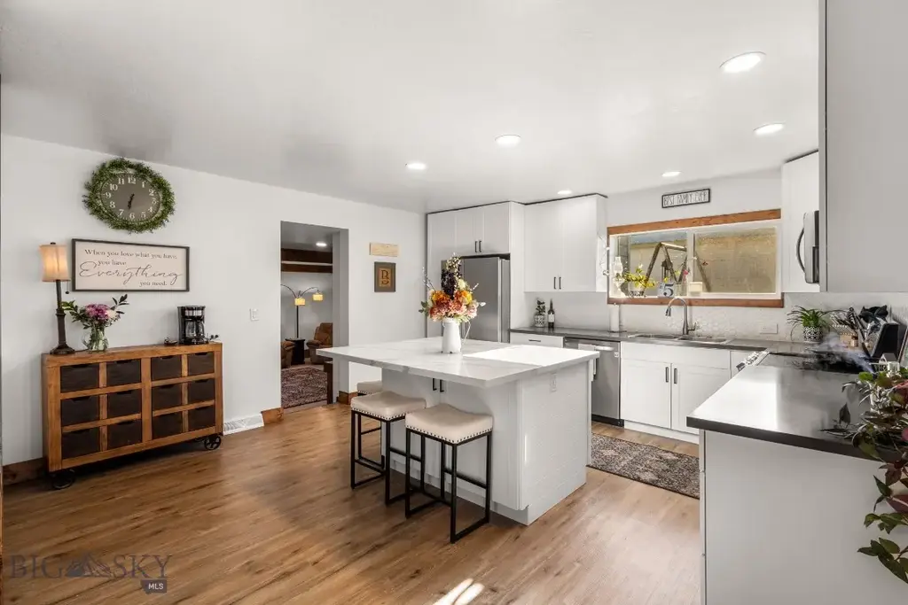 91 E Allison Avenue, Belgrade