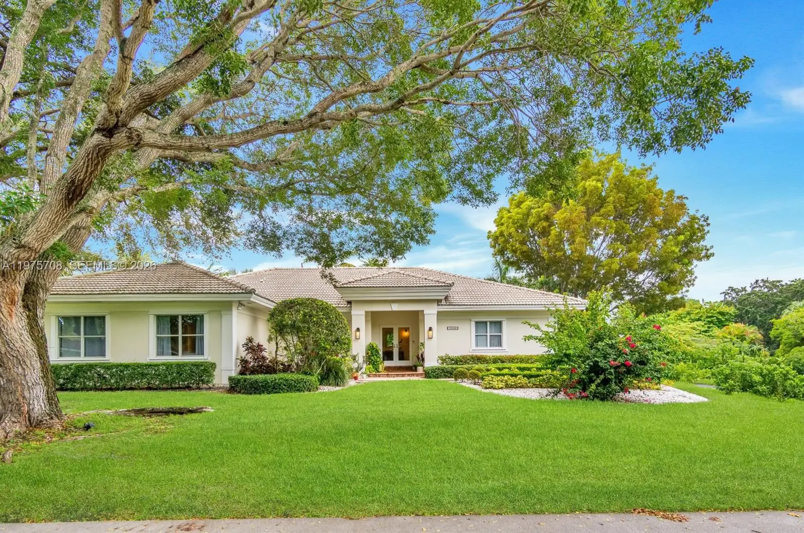 Photo of Listing #A11975708