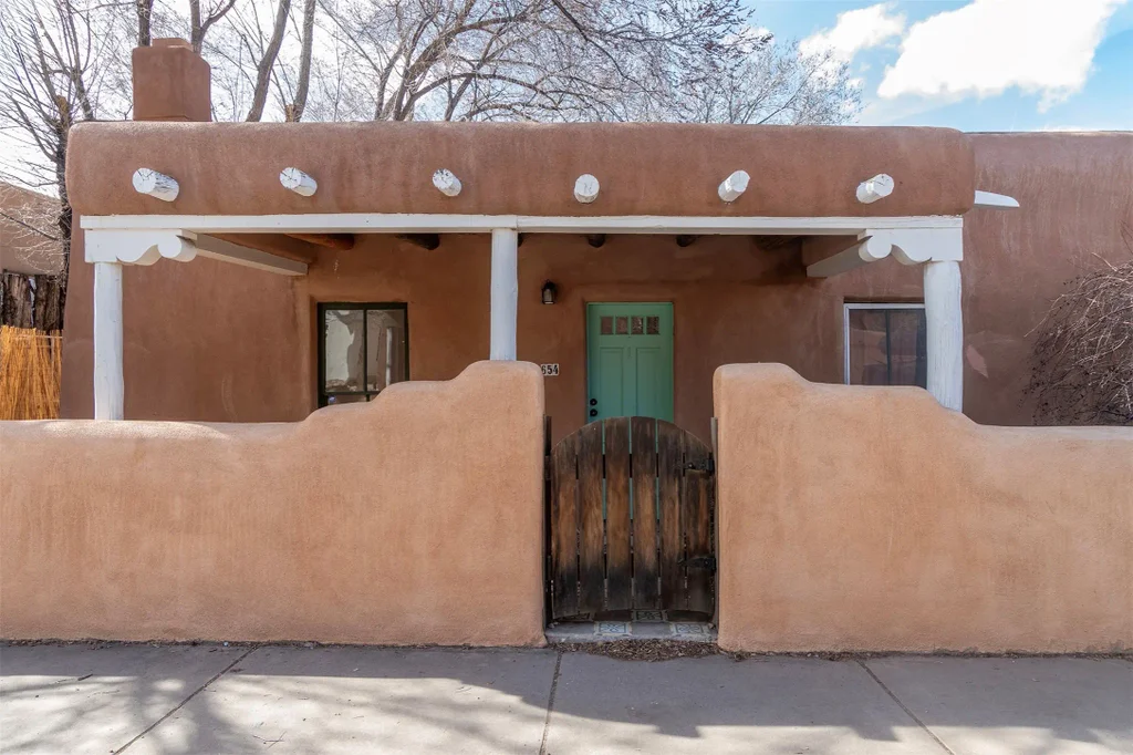654 Galisteo Street, Santa Fe