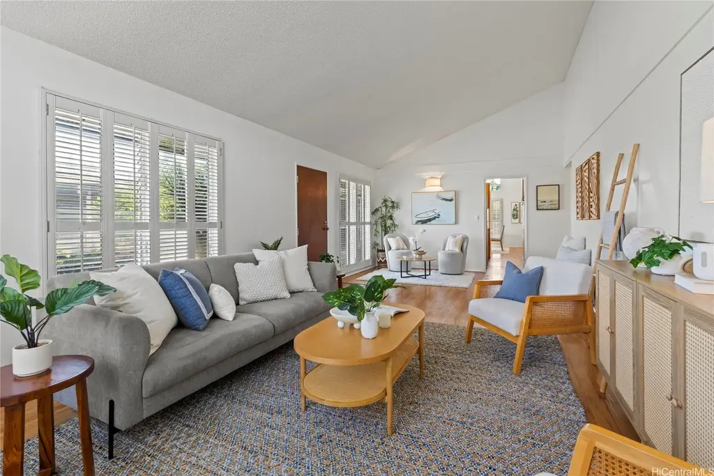 94-475 Alapoai Street, Mililani
