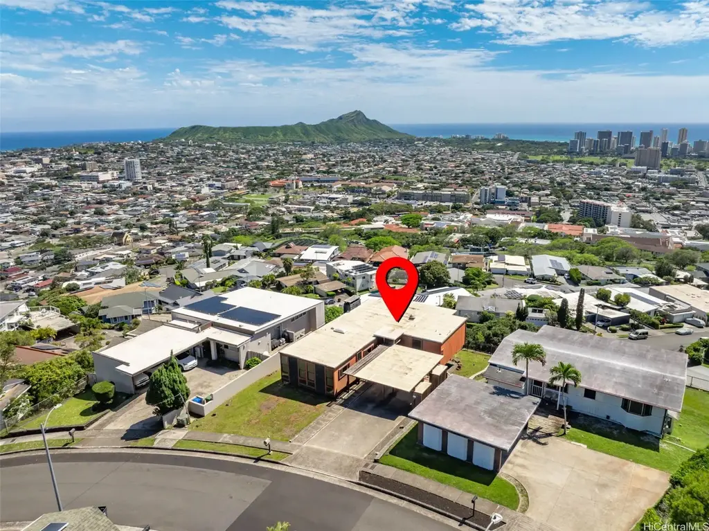 1546 Kanalui Street, Honolulu