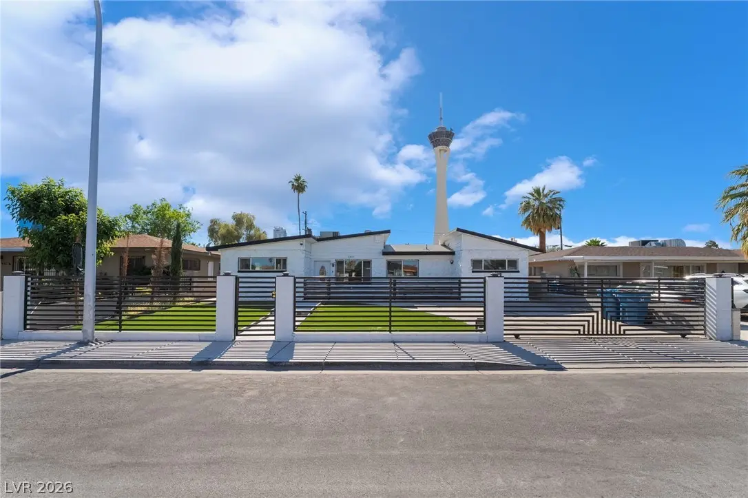 Photo of Listing #2760842