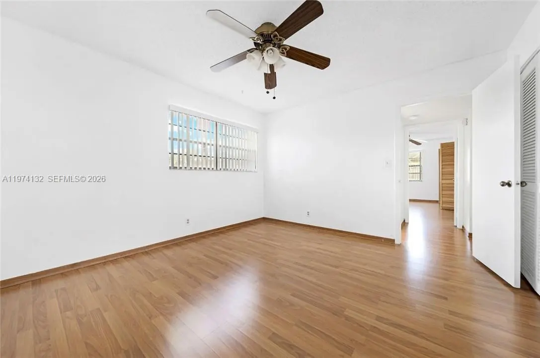 Photo of Listing #A11974132