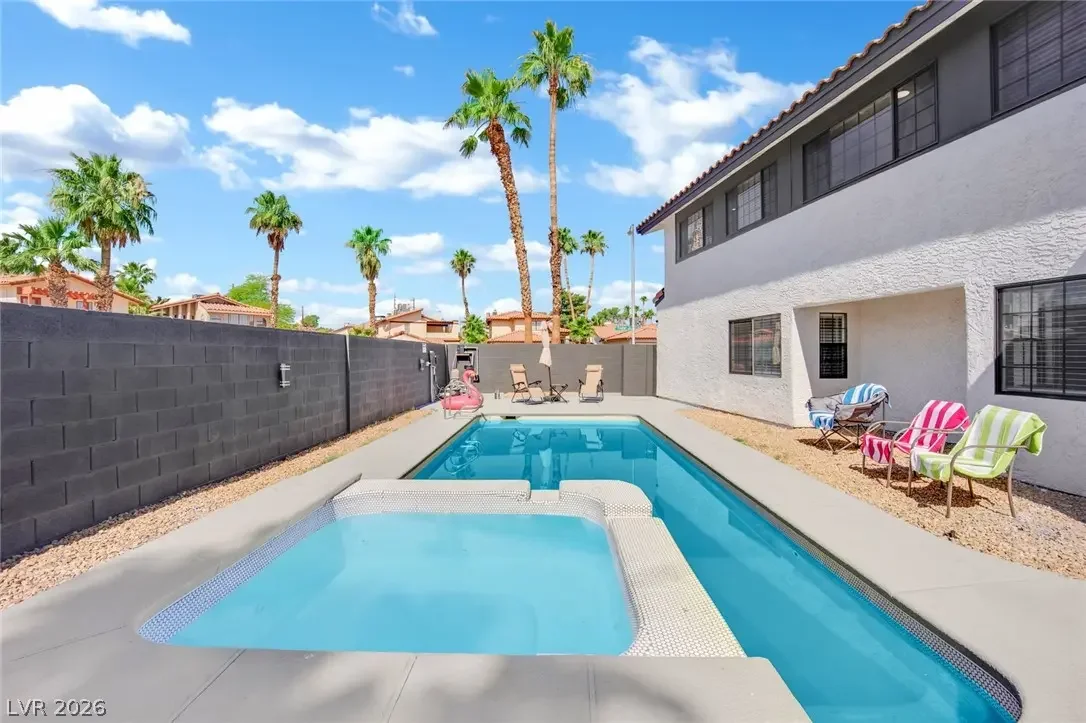 Photo of Listing #2761222