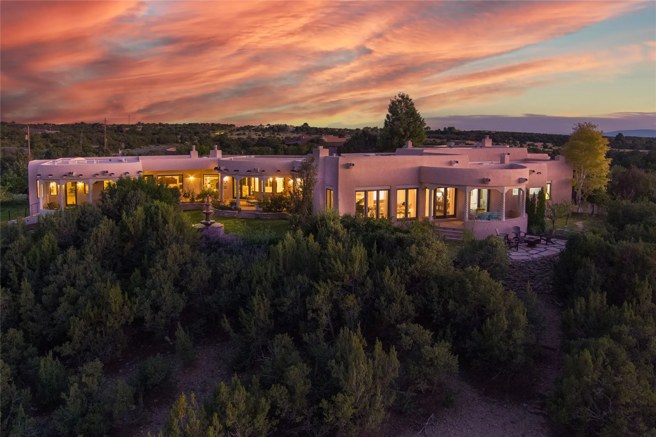 237 Tano Road, Santa Fe