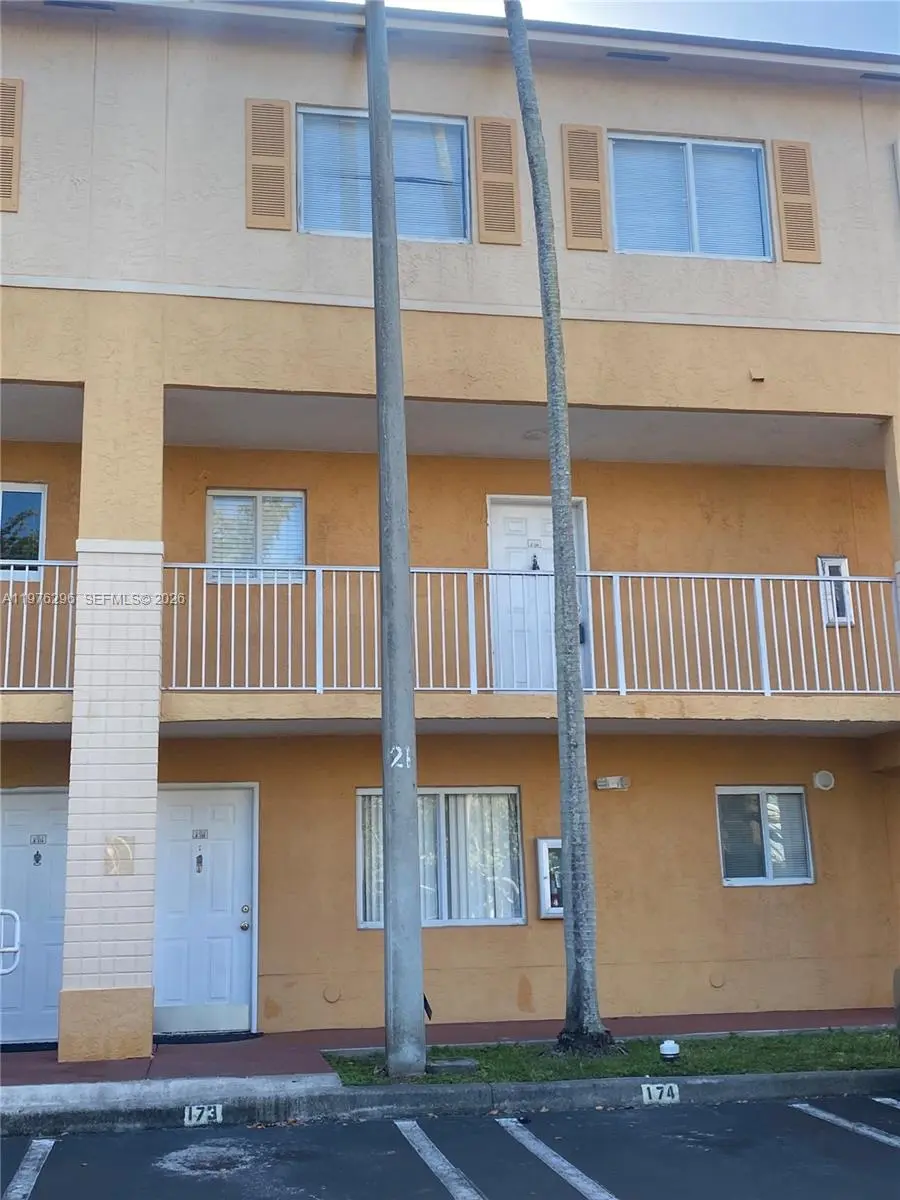 Photo of Listing #A11976296