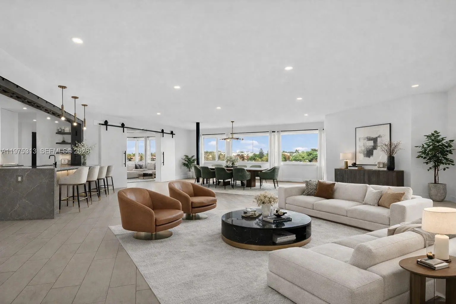 Photo of Listing #A11975313