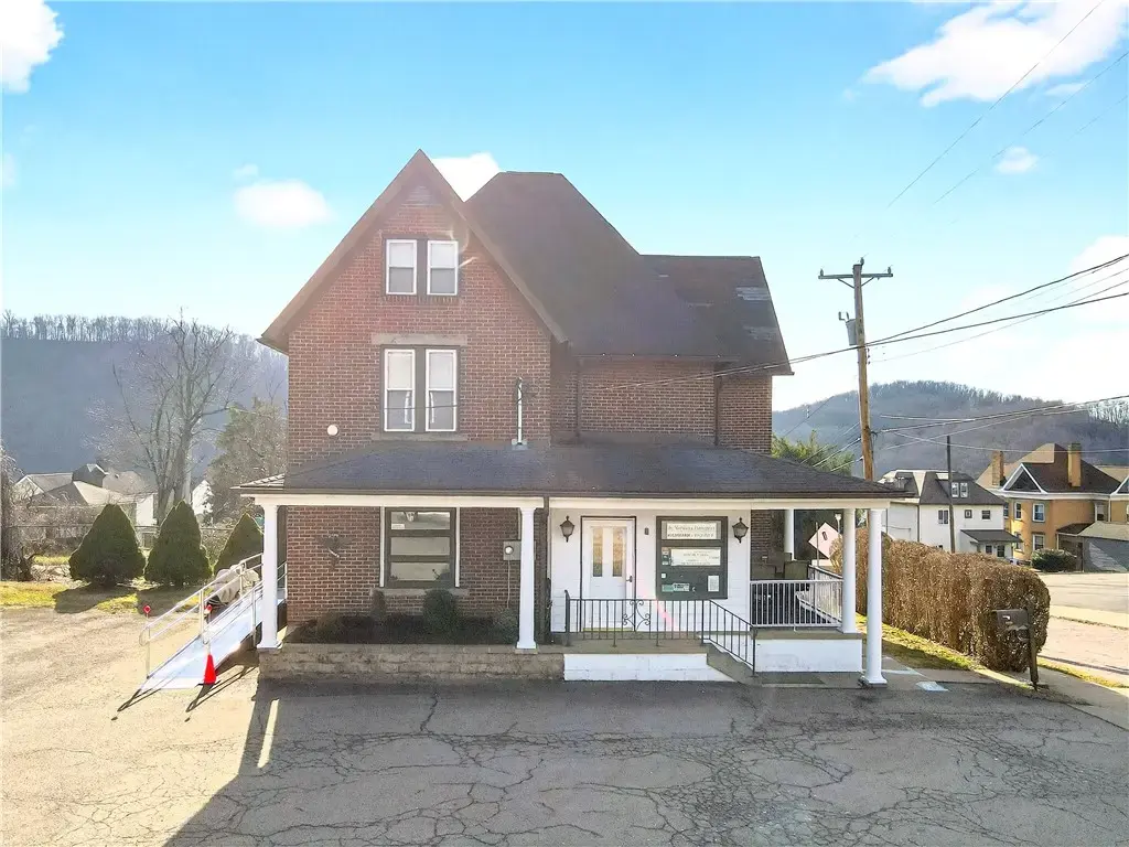 318 Juniper Street , Versailles Boro