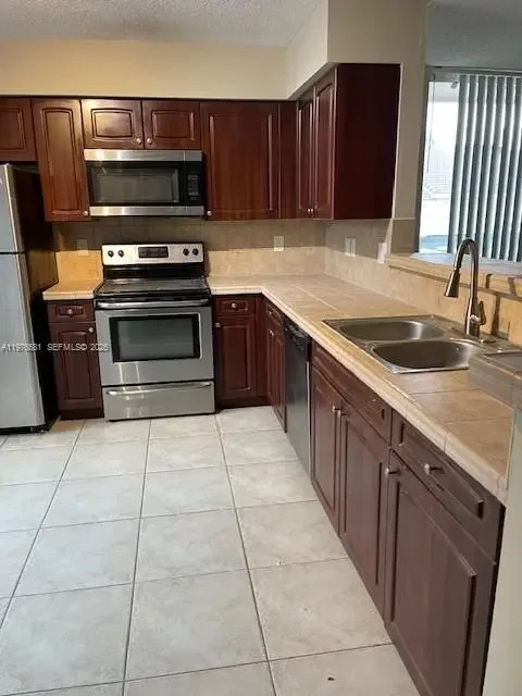 Photo of Listing #A11976581